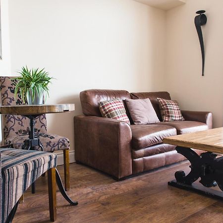 Romneys Apartments & Suites Kendal Zimmer foto